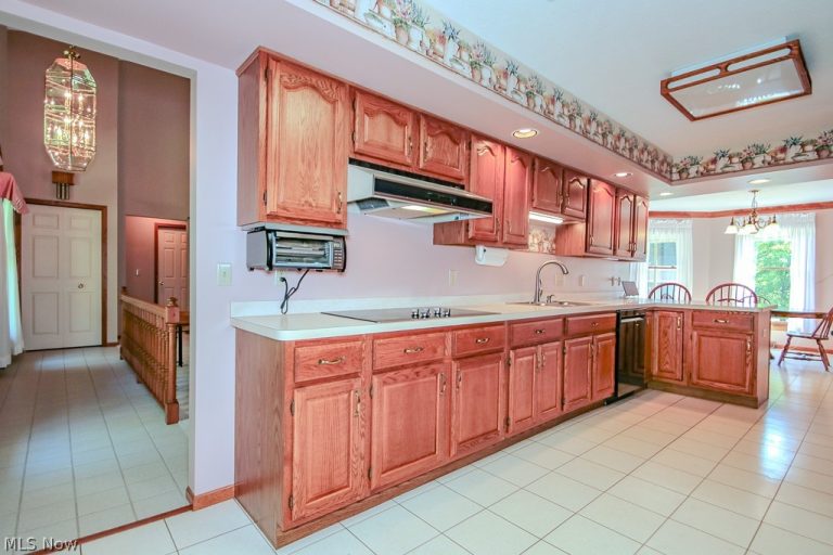 6475 Taylor Road, Painesville, OH - Photo 6