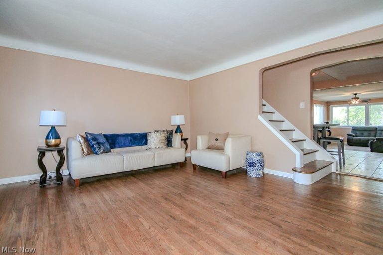 26200 Parklane Drive, Euclid, OH - Photo 4