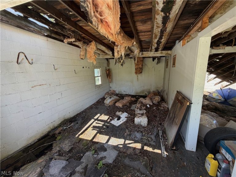 1545 Lisbon Street, East Liverpool, OH - Photo 6