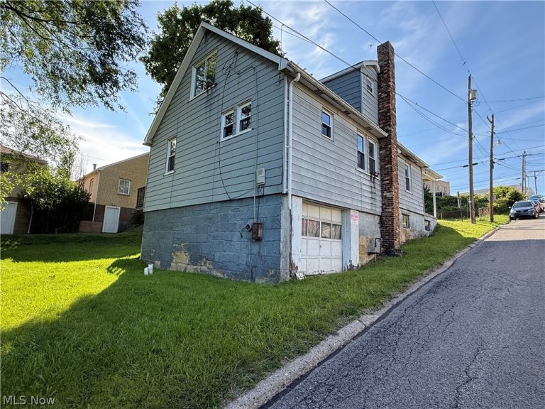 155 Webster Avenue, Weirton, WV - Photo 5