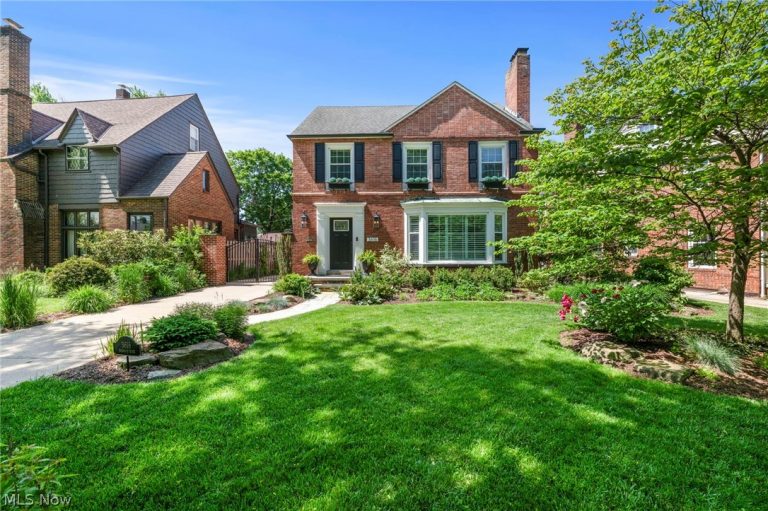 3616 Norwood Road, Shaker Heights, OH - Photo 2