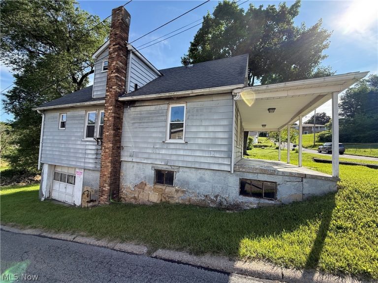 155 Webster Avenue, Weirton, WV - Photo 4