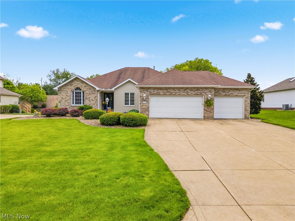 6862 Red Deer Circle, Canton, OH