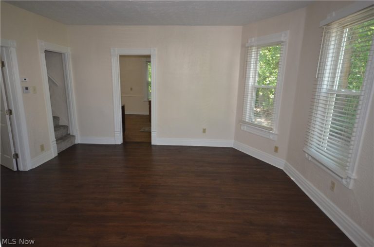 900 Sherman Street, Akron, OH - Photo 6