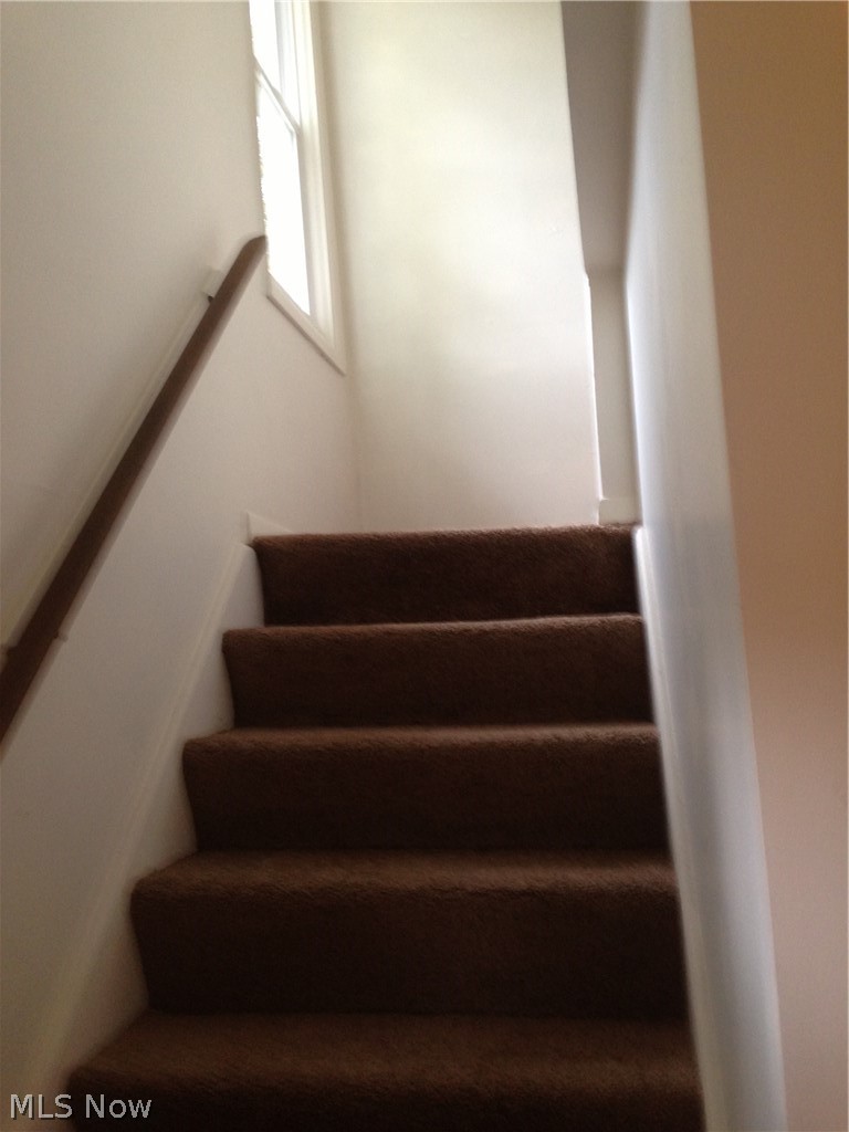 324 Miller Avenue, Akron, OH - Photo 6