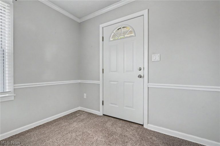 1711 Thornapple Avenue, Akron, OH - Photo 3