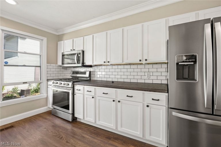 53 Pleasant Street, Norwalk, OH - Photo 3