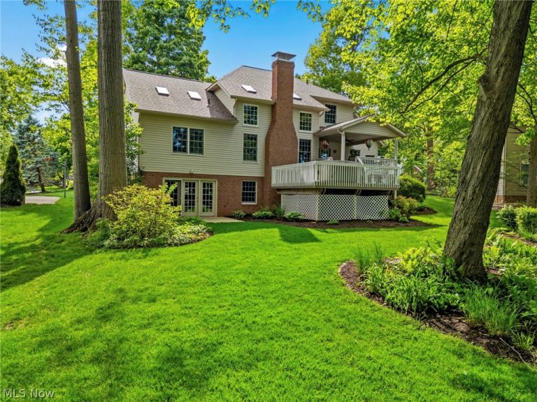 6442 Meadowsweet Avenue, Canton, OH - Photo 2