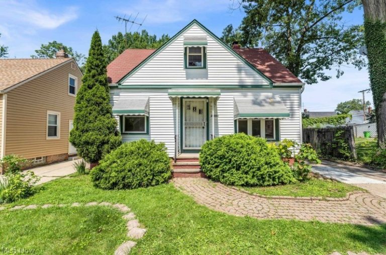 20051 Green Oak Drive, Euclid, OH, 44117