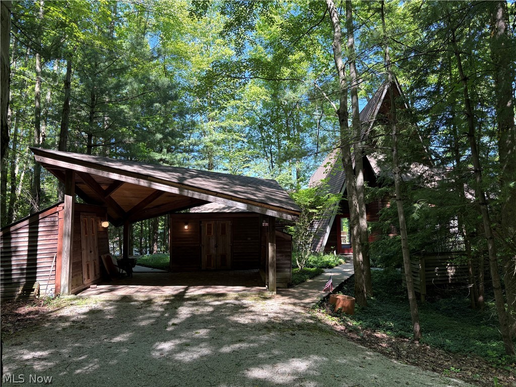 2325 Plum Point, Roaming Shores, OH