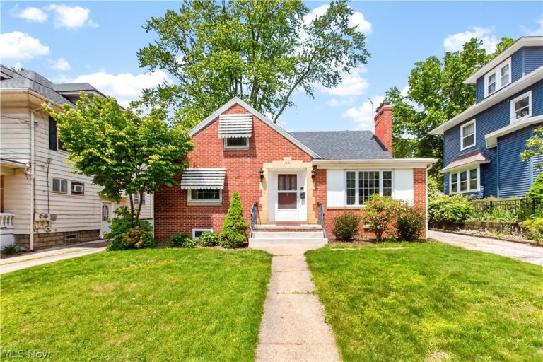 56 Highland Avenue, Akron, OH, 44303