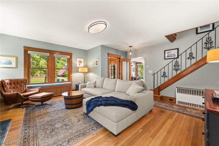1503 Waterbury Road, Lakewood, OH - Photo 6