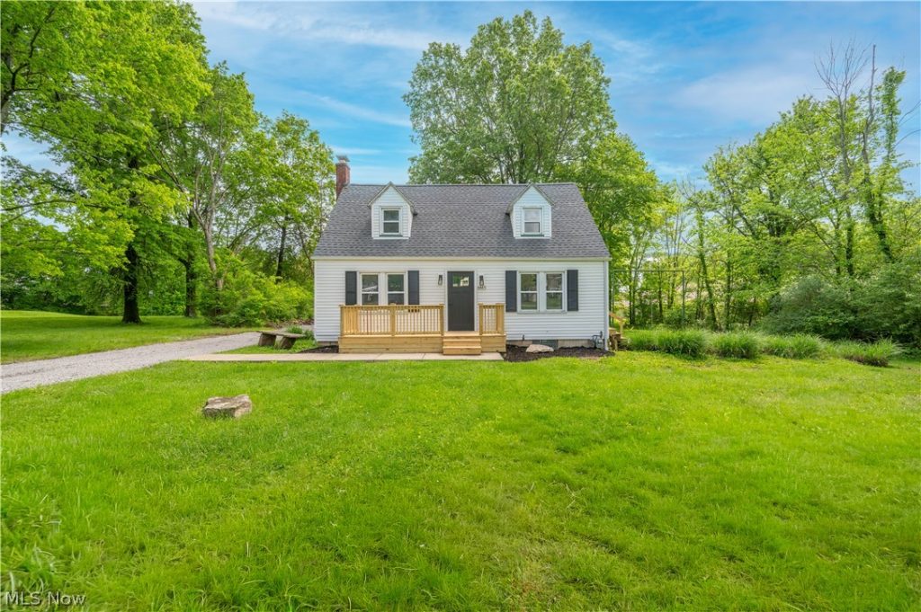 6665 Clingan Road, Poland, OH