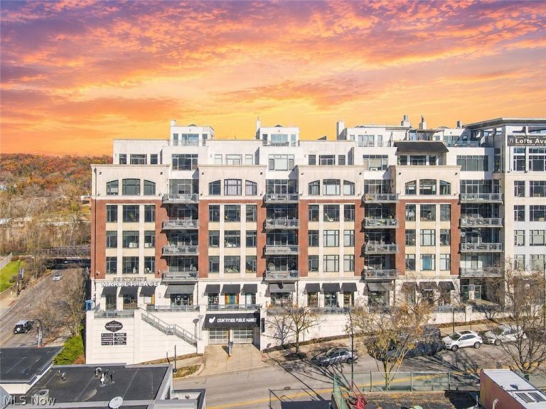 21 Furnace Street #804, Akron, OH, 44308
