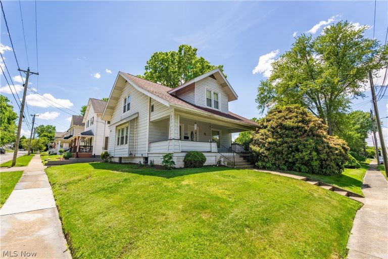 302 Park Street, Orrville, OH - Photo 3