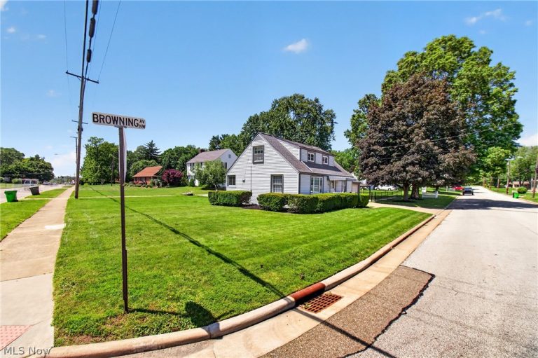 1201 Portage Street, North Canton, OH - Photo 2