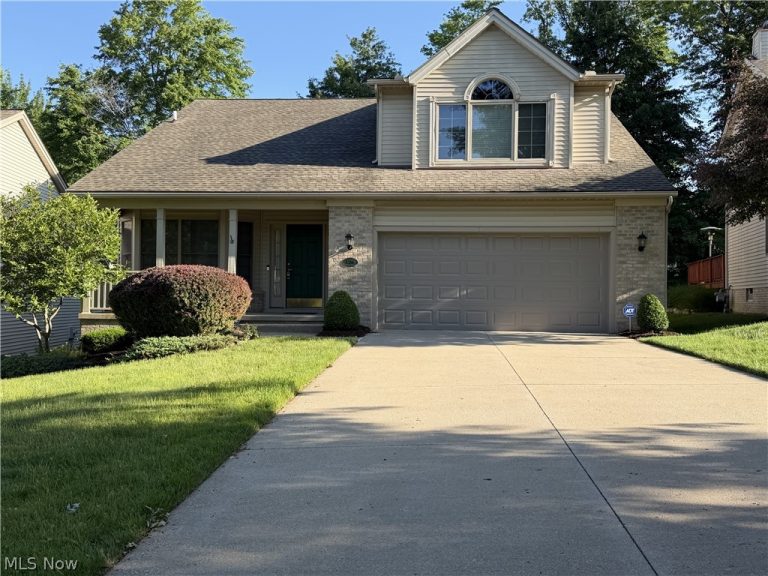 8304 Washington Avenue, North Royalton, OH, 44133