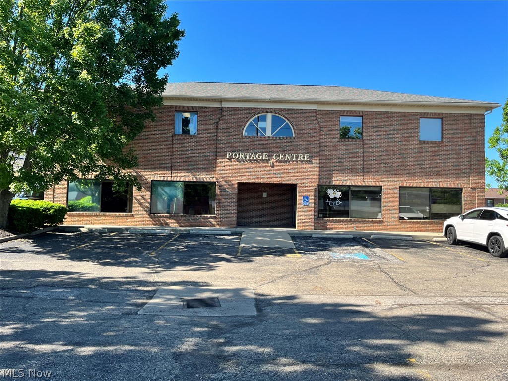 2056 Portage Road #400B, Wooster, OH