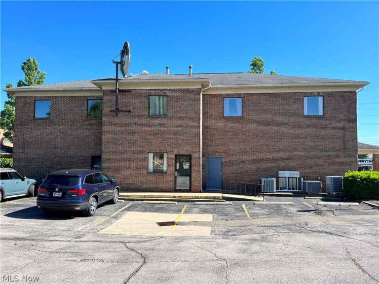 2056 Portage Road #400B, Wooster, OH - Photo 2