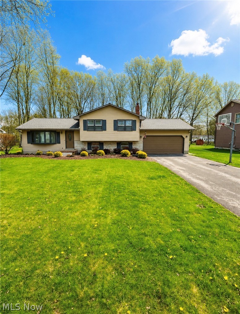 6779 Colleen Drive, Boardman, OH