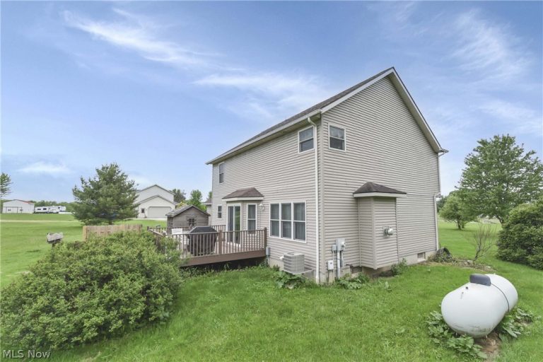 10615 Elyria Road, West Salem, OH - Photo 5