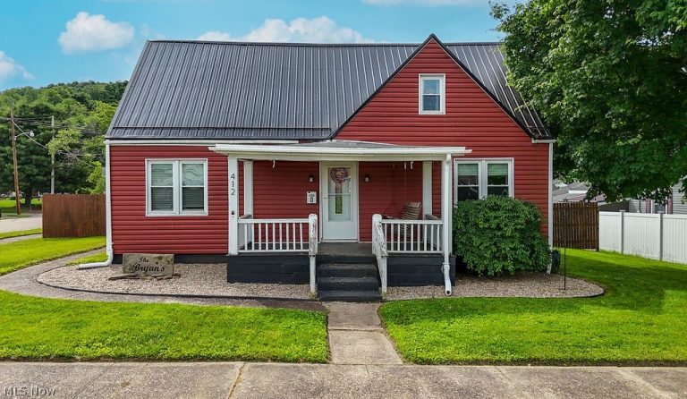 412 Barkwill Street, St Marys, WV, 26170