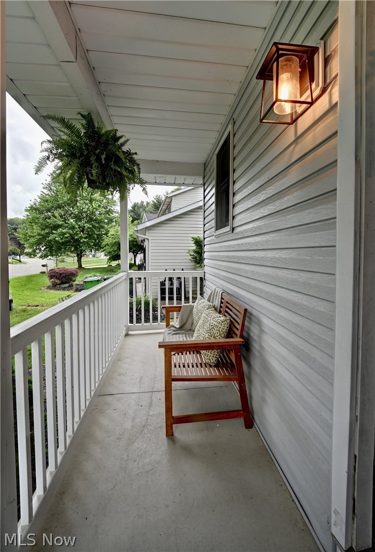 104 Pinedale Drive, Dover, OH - Photo 3