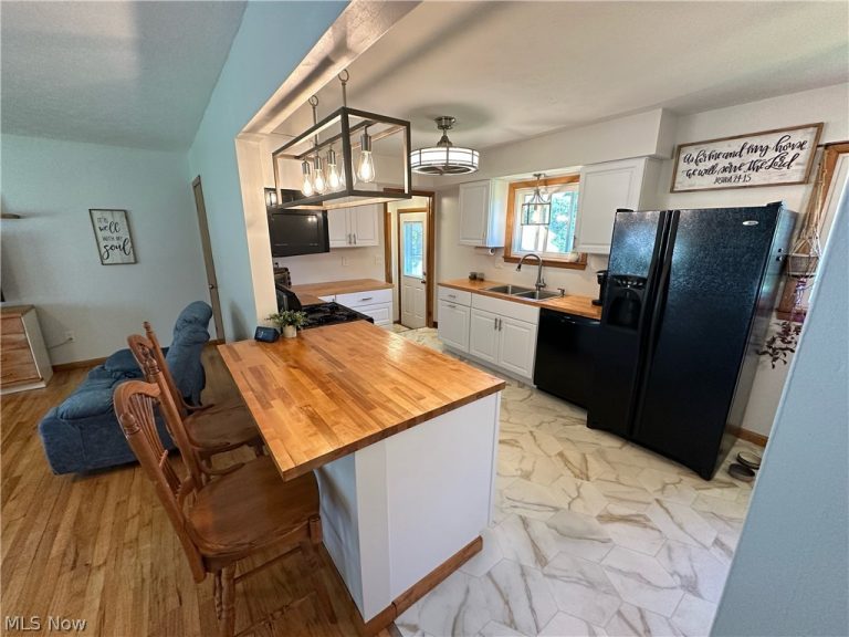 4234 Keller Hanna Drive, Brunswick, OH - Photo 4