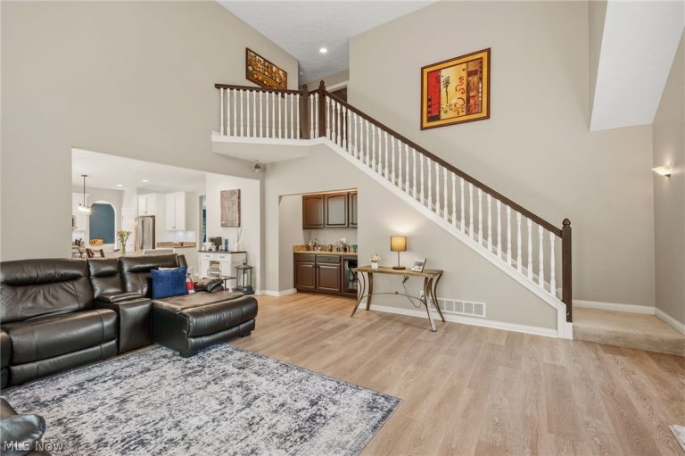 3119 Laura Lane, Westlake, OH - Photo 8