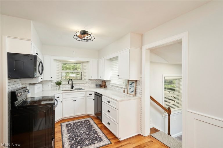 1414 Earhart Avenue, Copley, OH - Photo 8