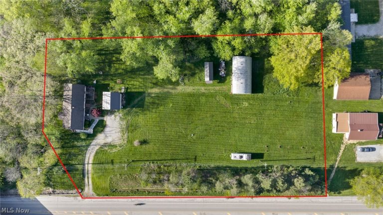 9000 Lincoln Way, Orrville, OH - Photo 4