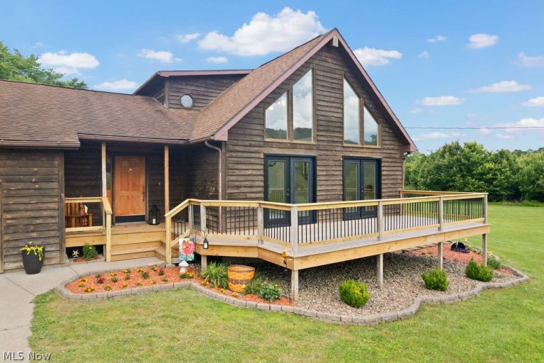 201 Country Lane, Walker, WV - Photo 4