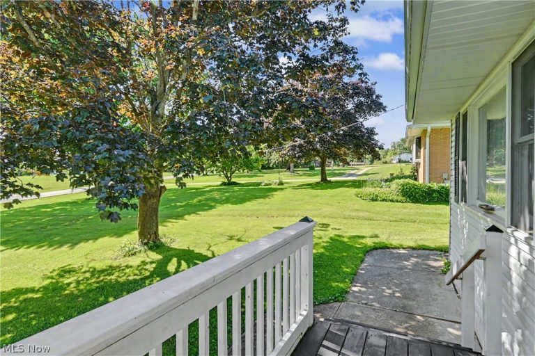 1053 Reed Road, Mansfield, OH - Photo 2