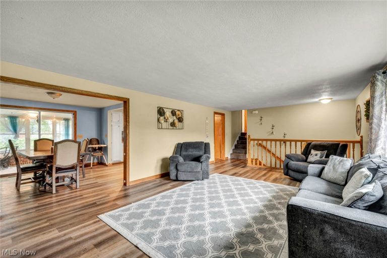 4841 Glenennis Circle, Canton, OH - Photo 5