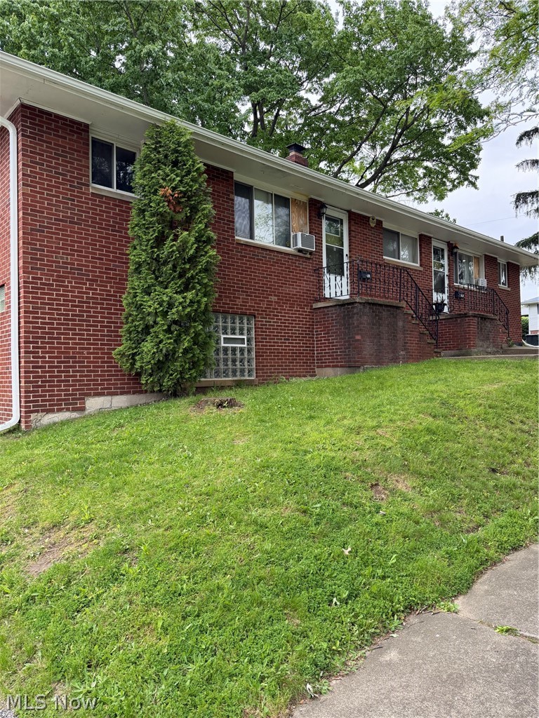 1923-1925 Evergreen Avenue, Akron, OH - Photo 3