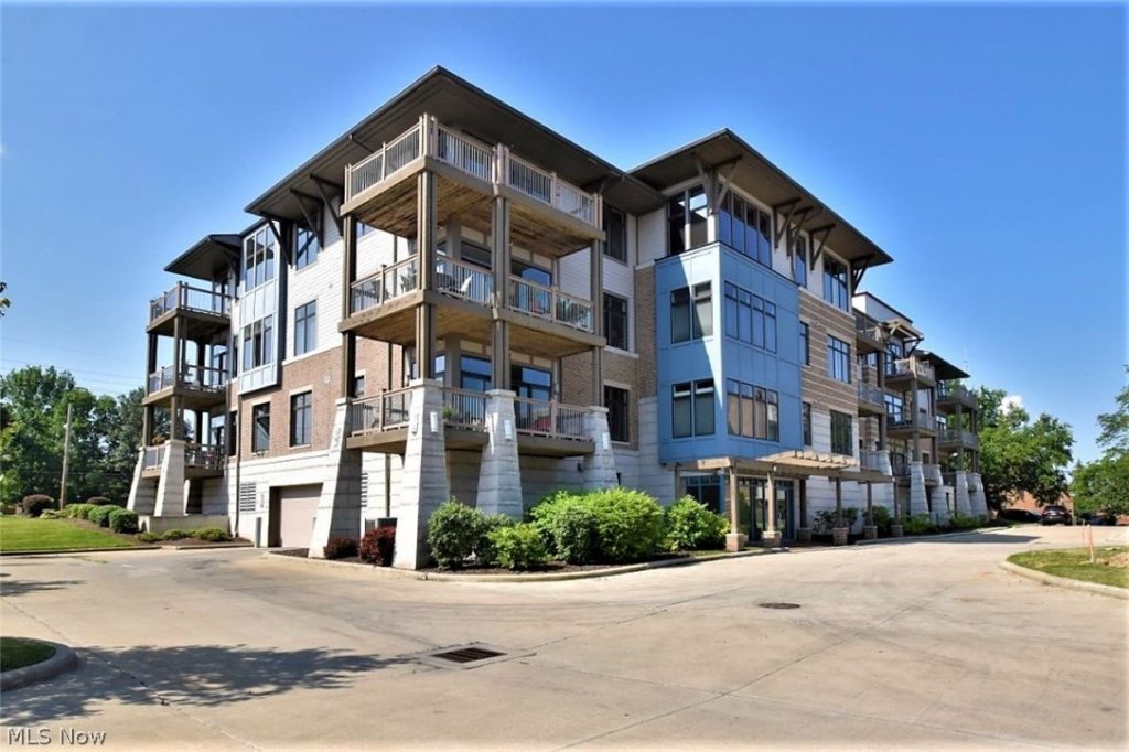 1403 Copper #307, Cleveland Heights, OH