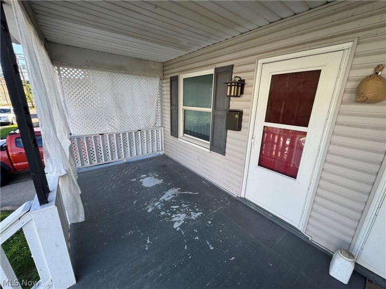 4019 Belmont Avenue, Shadyside, OH - Photo 4
