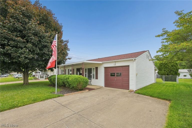256 Walden Road, Heath, OH - Photo 4