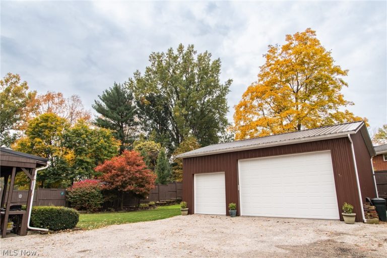944 Northwestern Avenue, Wooster, OH - Photo 2