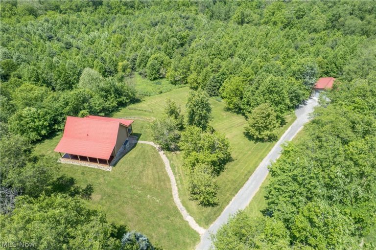 9567 Shepler Church Road, Bolivar, OH - Photo 2