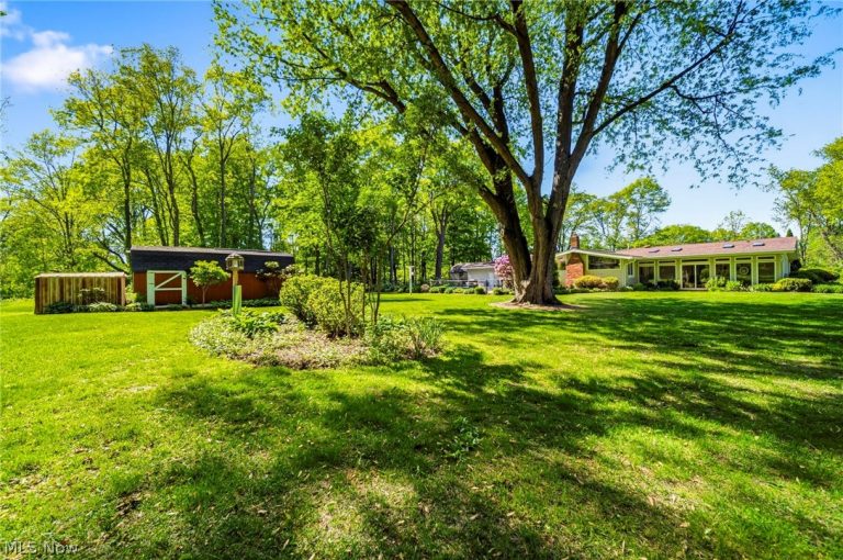 1425 LAKE (SR 531) RD, Conneaut, OH - Photo 8
