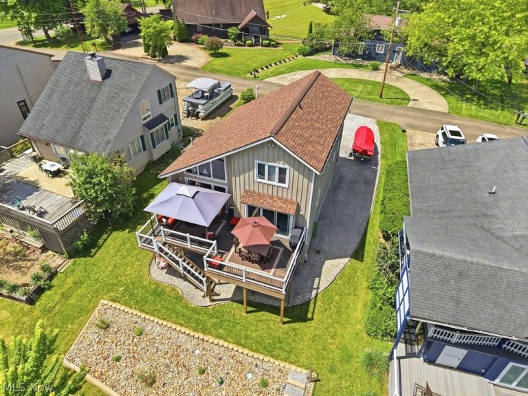 1190 Lincoln Street, Sherrodsville, OH - Photo 4