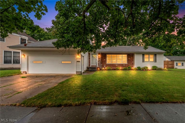 1030 Hillsdale Avenue, Lorain, OH, 44052