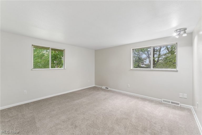 644 Wellfleet Drive, Bay Village, OH - Photo 4