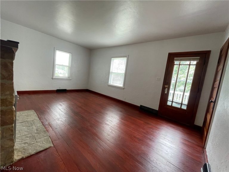 810 Highland Boulevard, Coshocton, OH - Photo 8