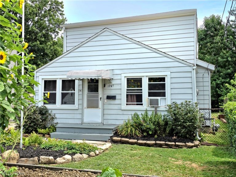 1249 342nd Street, Eastlake, OH, 44095