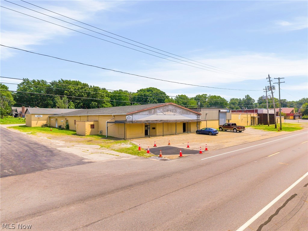 1625 Massillon Road, Akron, OH