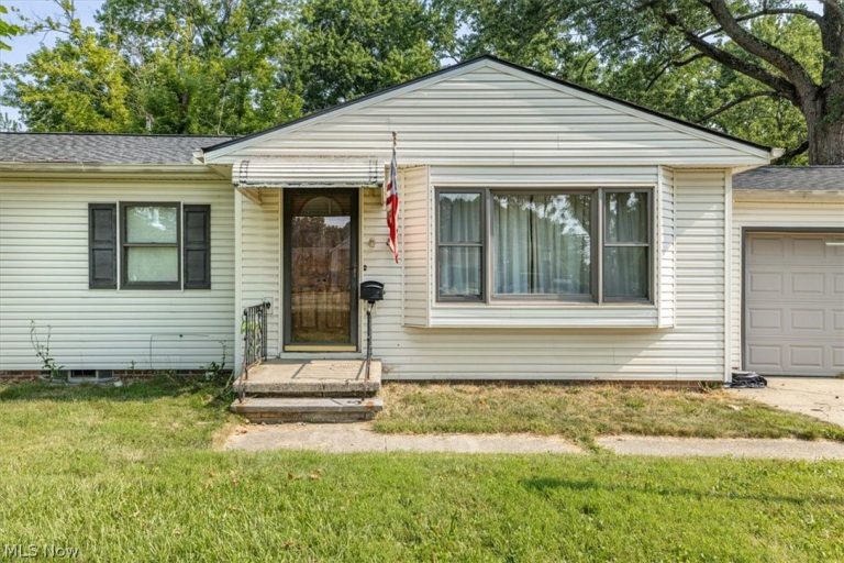 22270 Brookpark Road, Fairview Park, OH - Photo 3