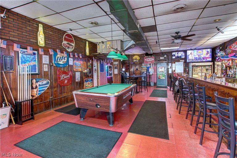 6602 Harvard Avenue, Cleveland, OH - Photo 3