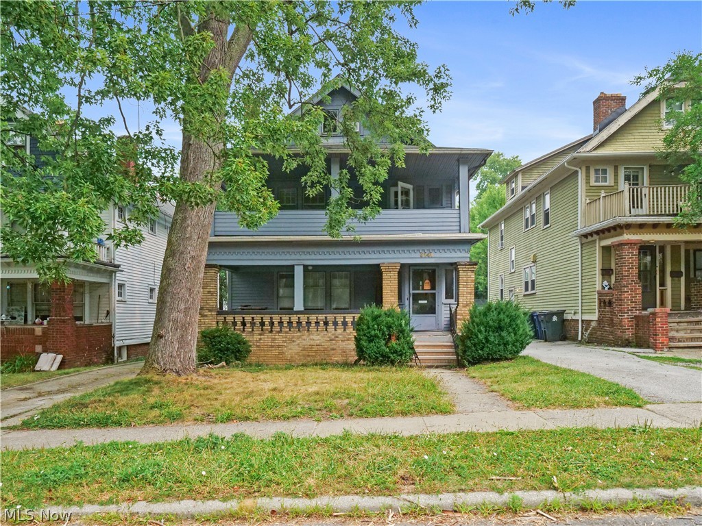 3141 Kensington Road, Cleveland Heights, OH